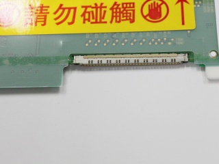 SAMSUNG LTN141P4-L02 photo