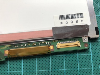 Toshiba Mobile Display LT080EE04000 photo